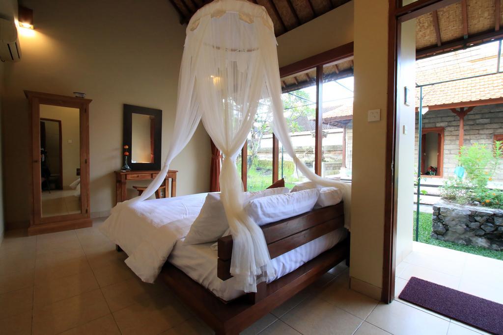 Tanggal Merah Guest House อูบุด ภายนอก รูปภาพ